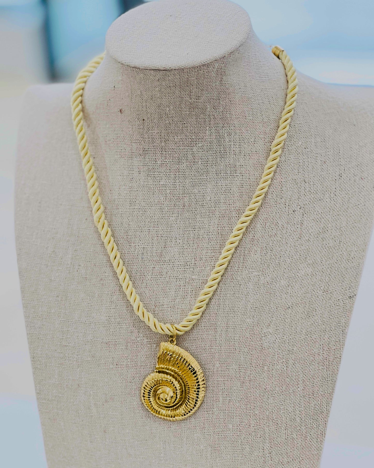 Collier Corde Coquillage