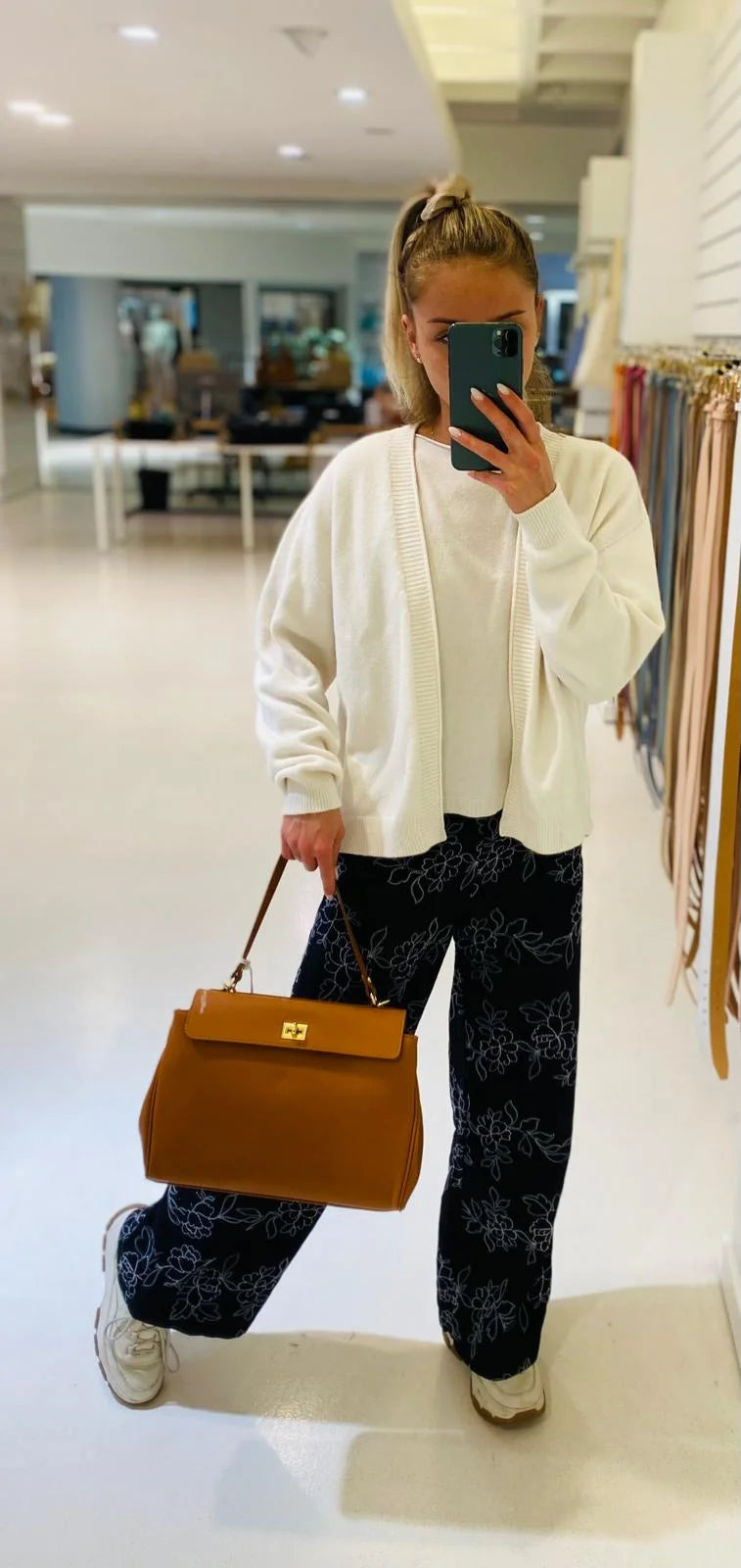 MM JUNE M TAS