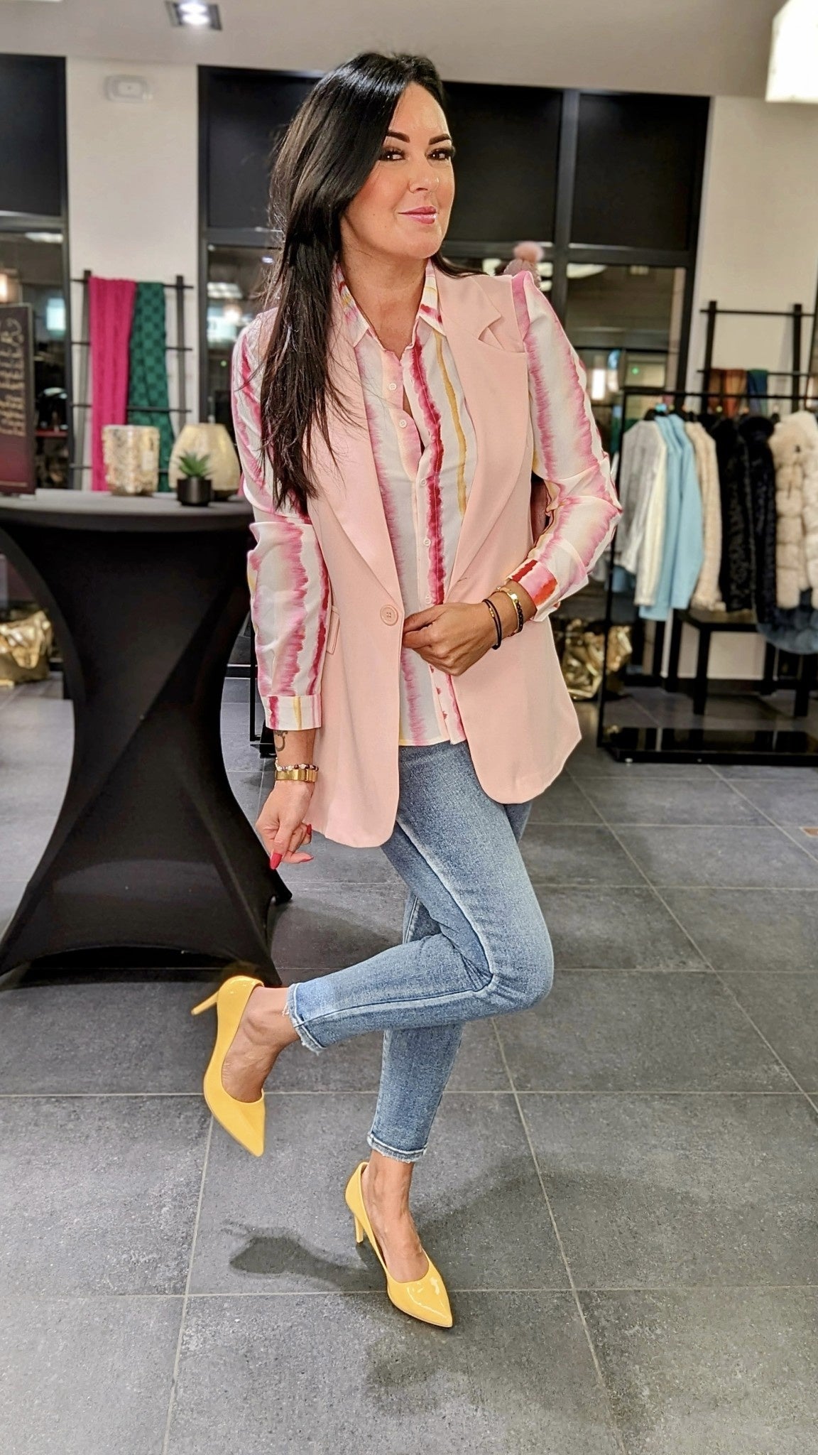Mandy Roze Vest
