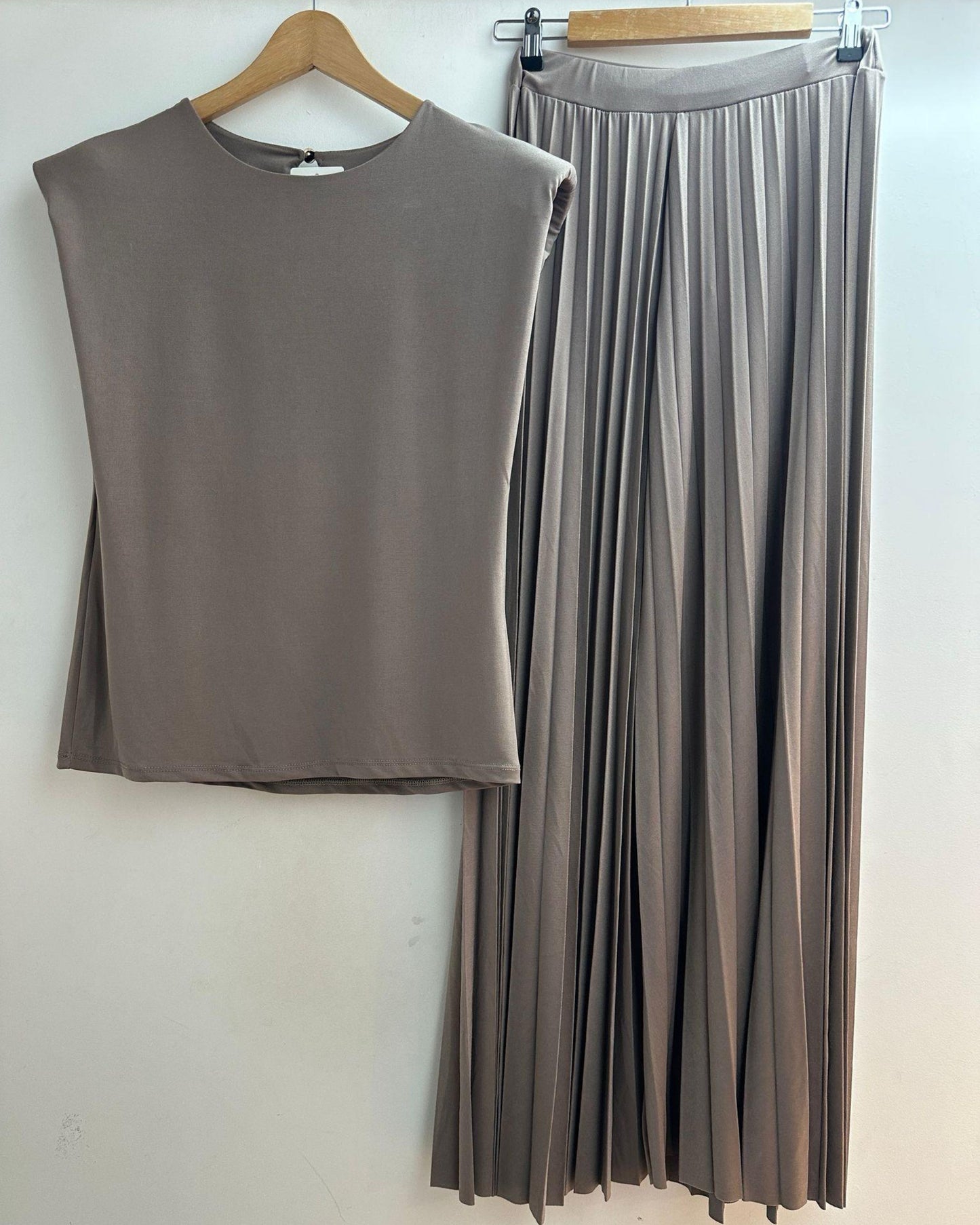 Ensemble Roxy Taupe